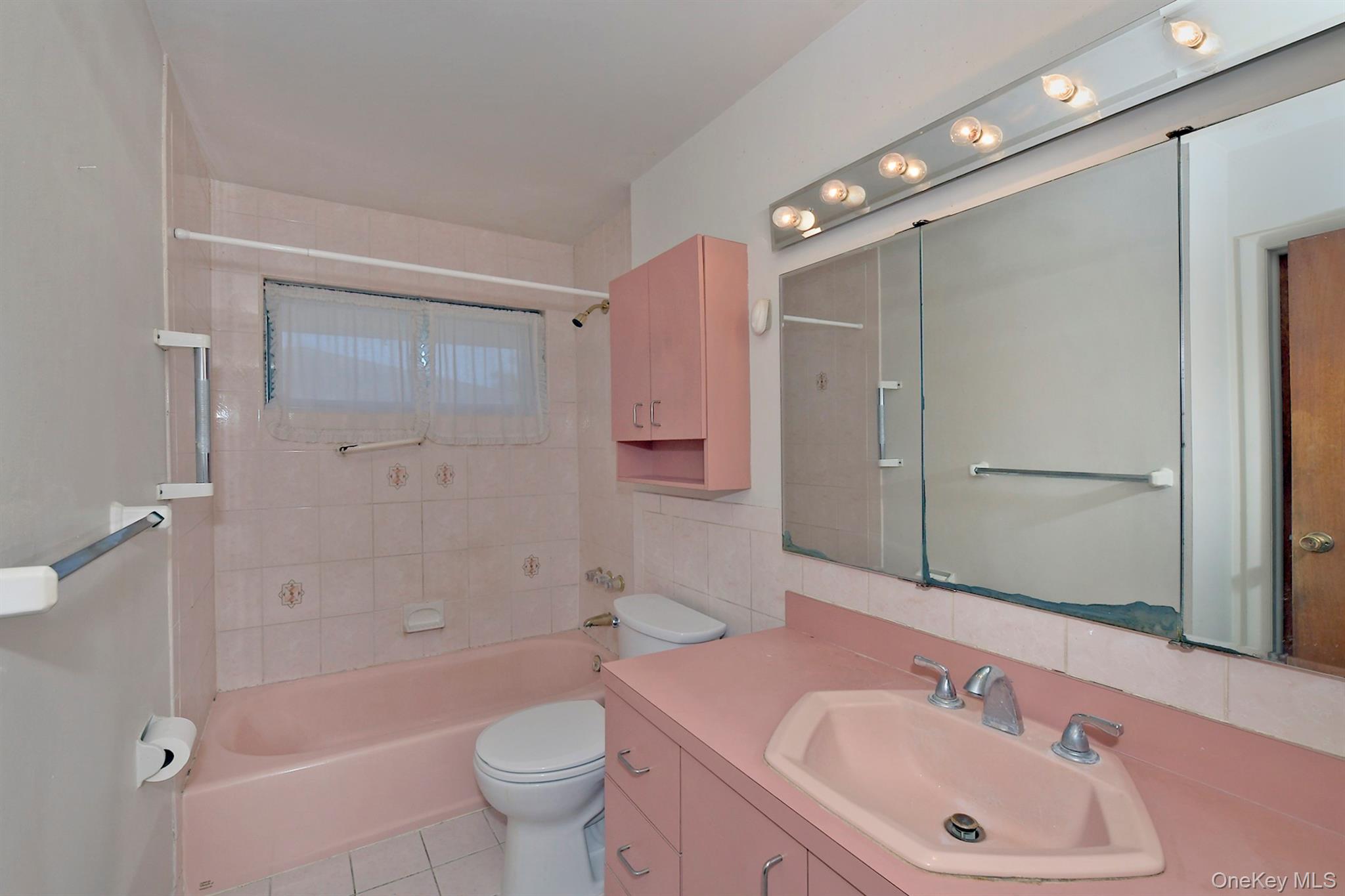 12 Marie Crescent Property Photo 15