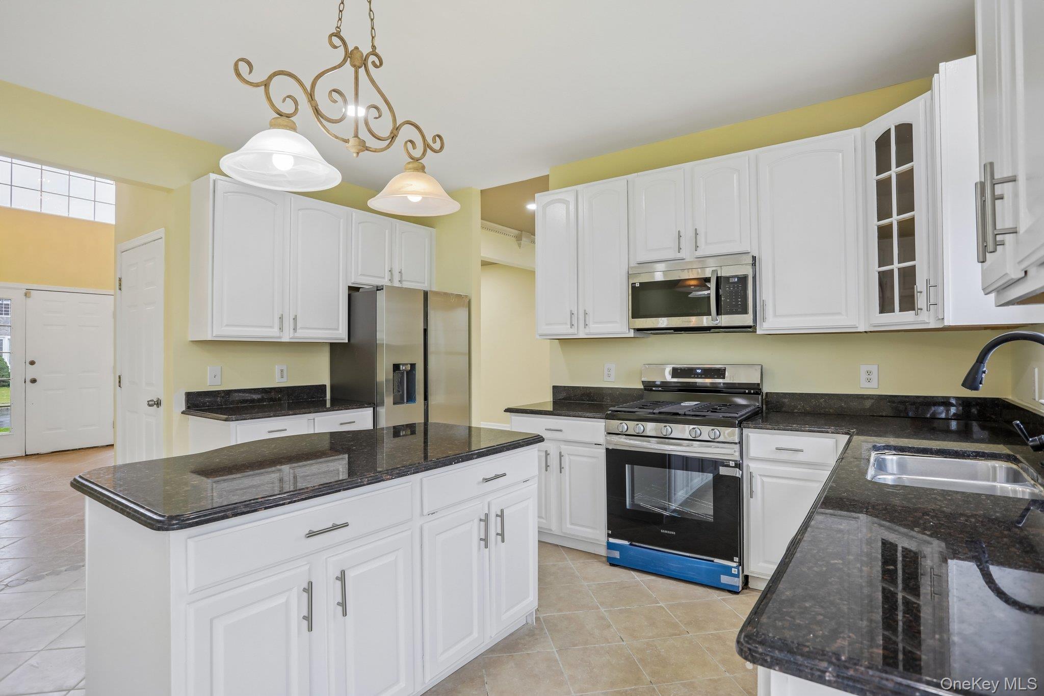 2508 Constitution Way Property Photo 10
