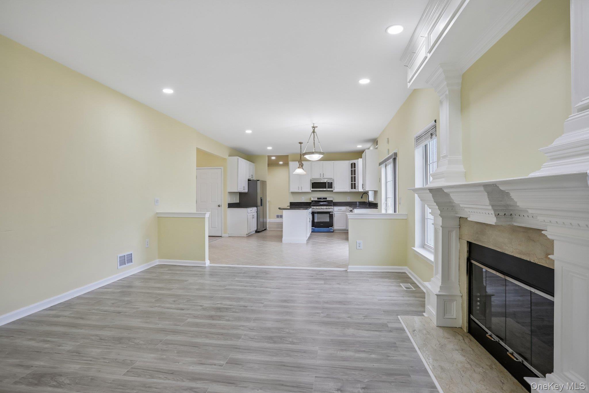 2508 Constitution Way Property Photo 17