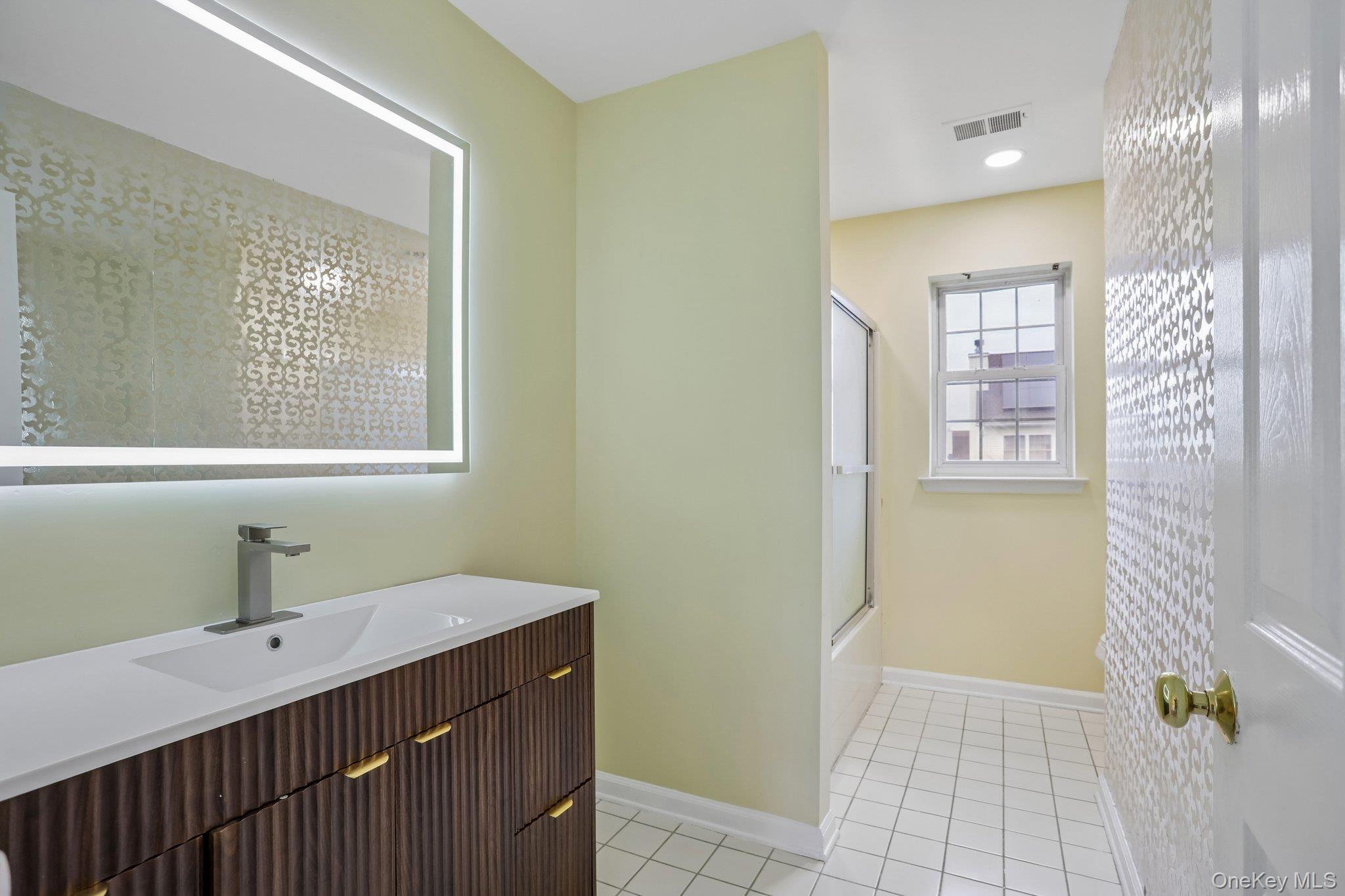 2508 Constitution Way Property Photo 38