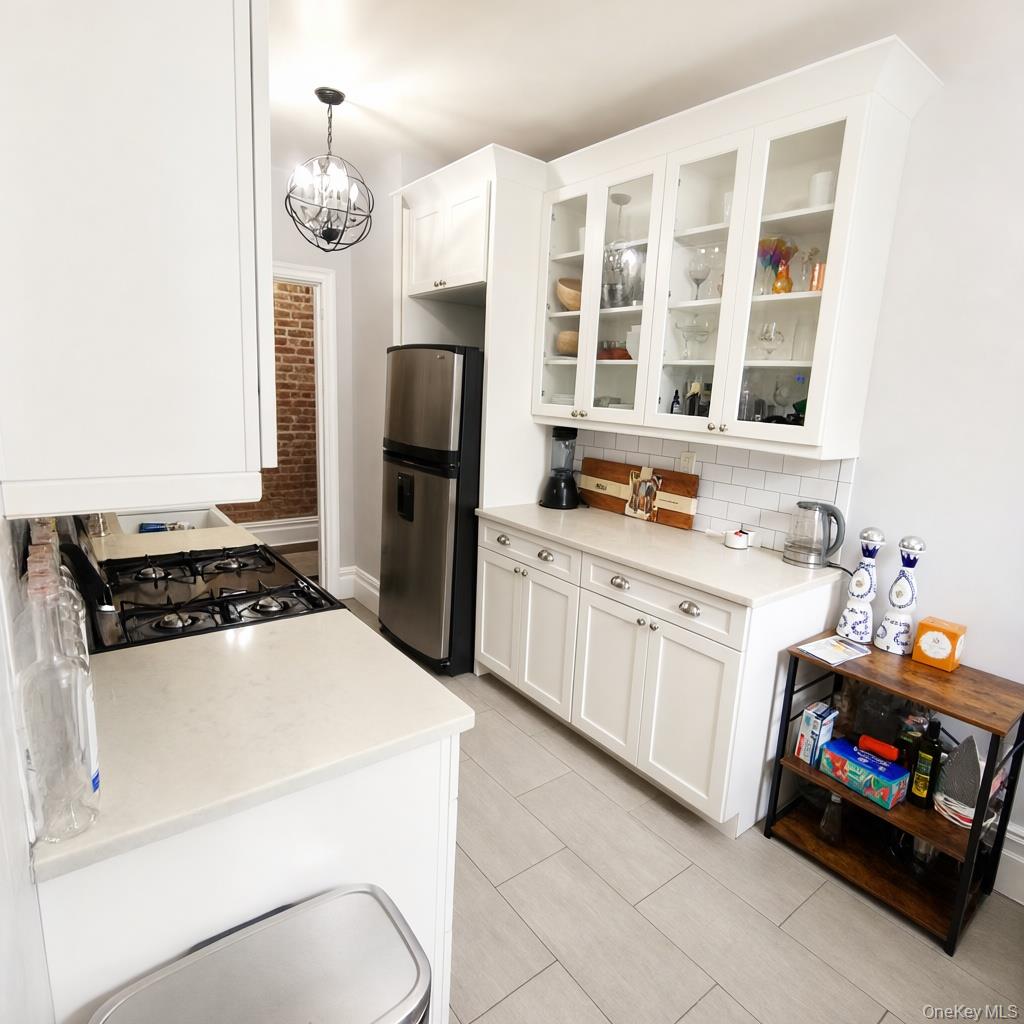 1 Franklin Avenue 5e Property Photo 5