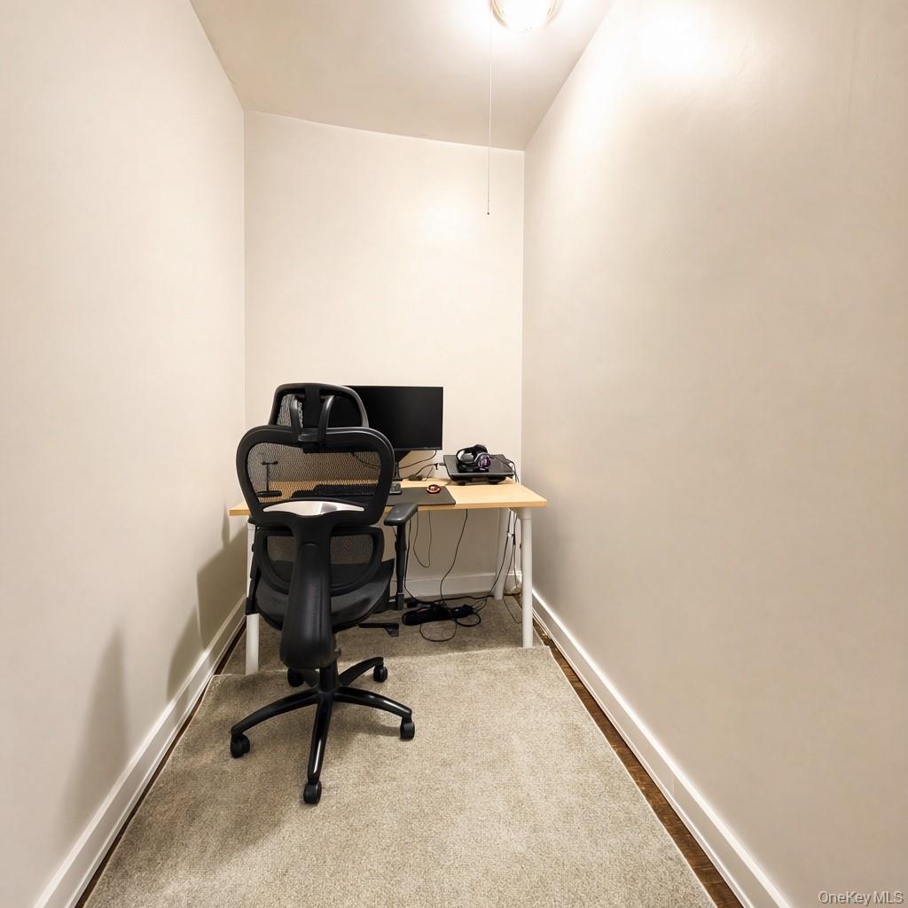 1 Franklin Avenue 5e Property Photo 12