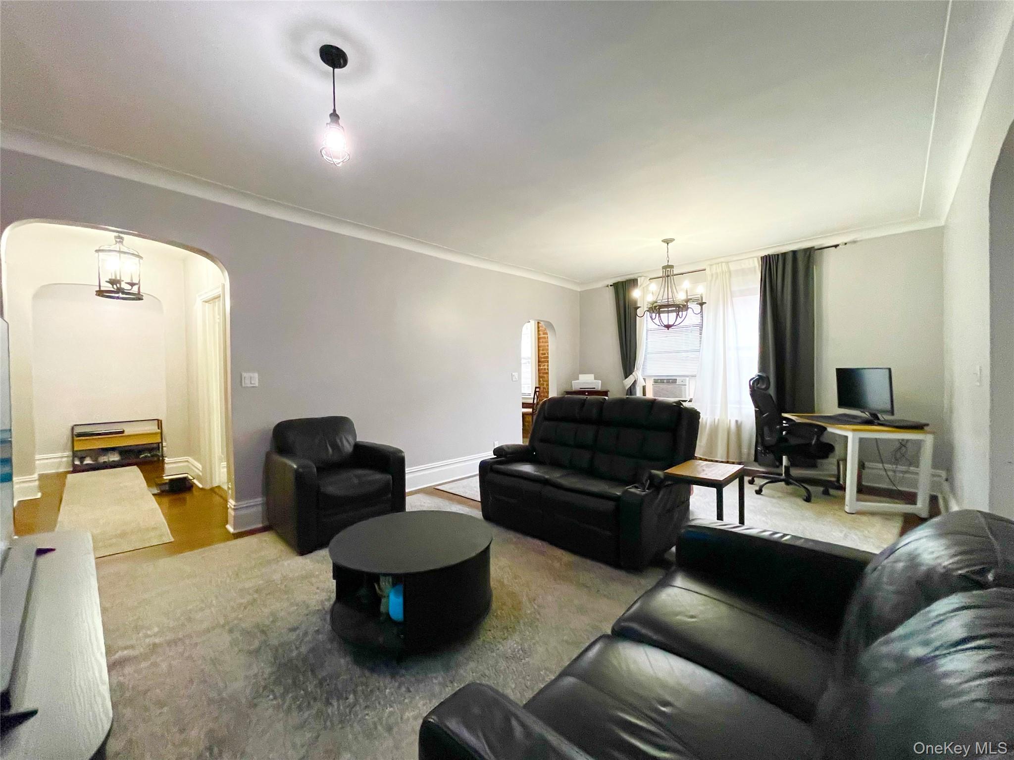 1 Franklin Avenue 5e Property Photo 3