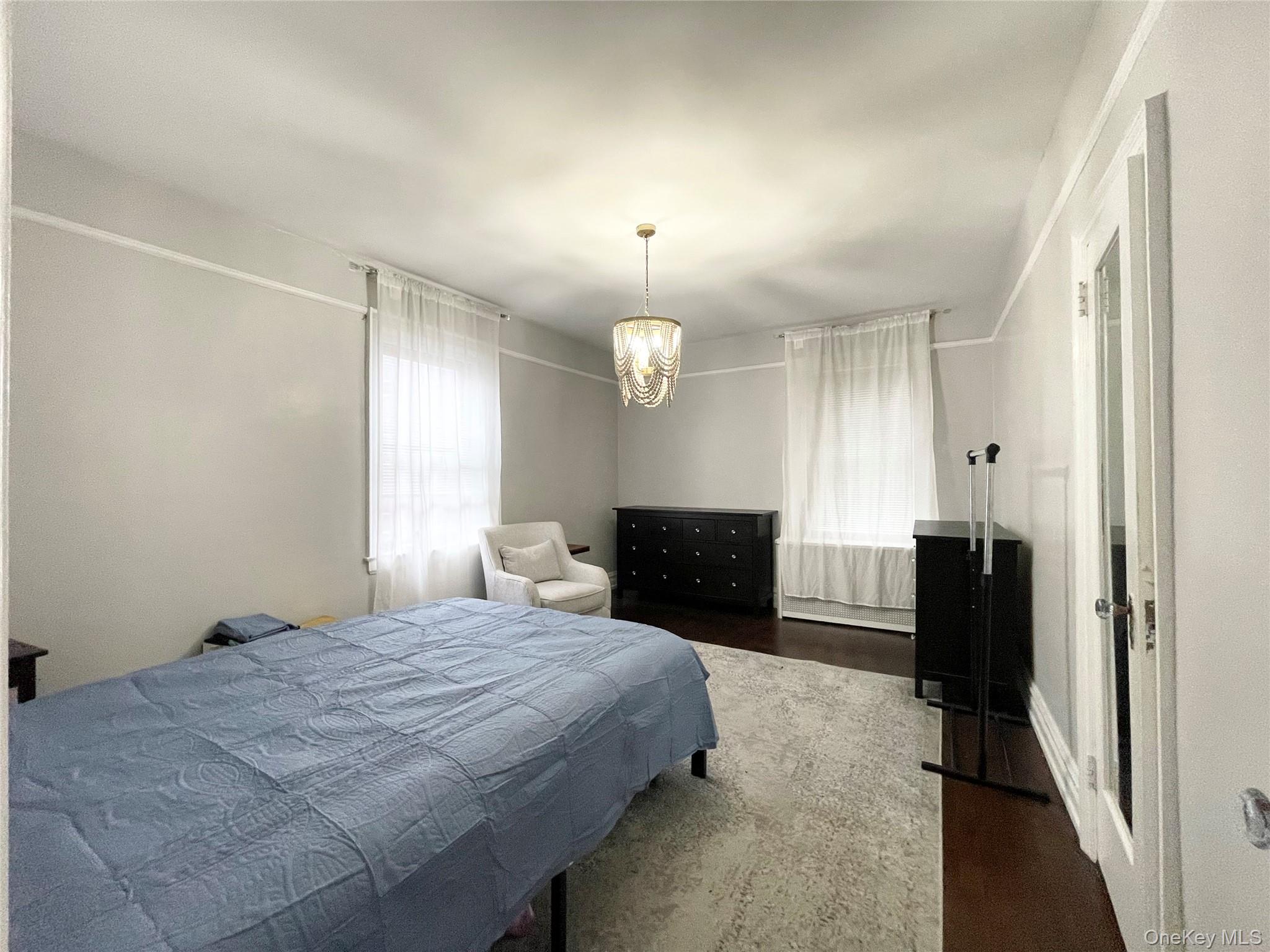 1 Franklin Avenue 5e Property Photo 8
