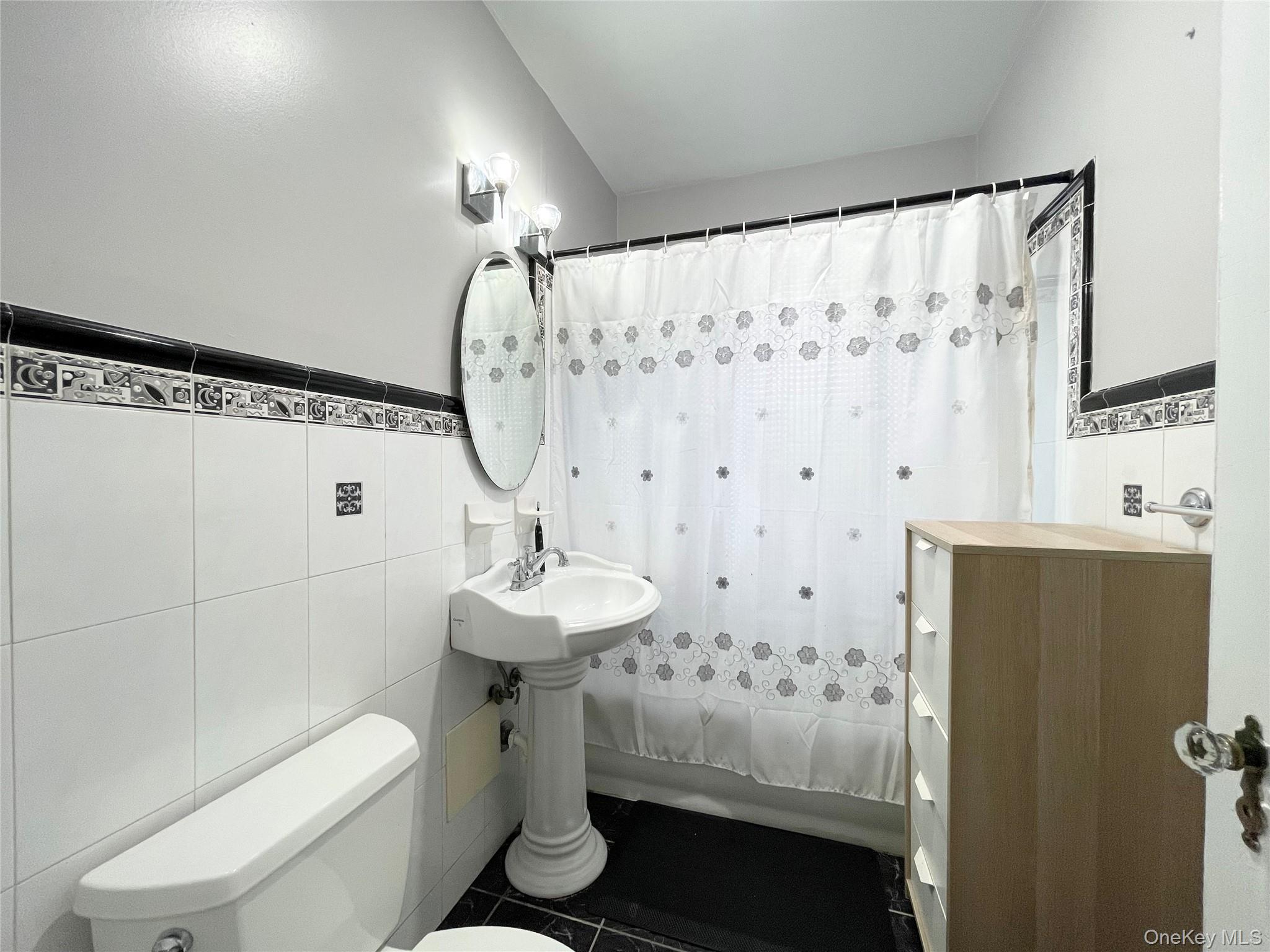 1 Franklin Avenue 5e Property Photo 9