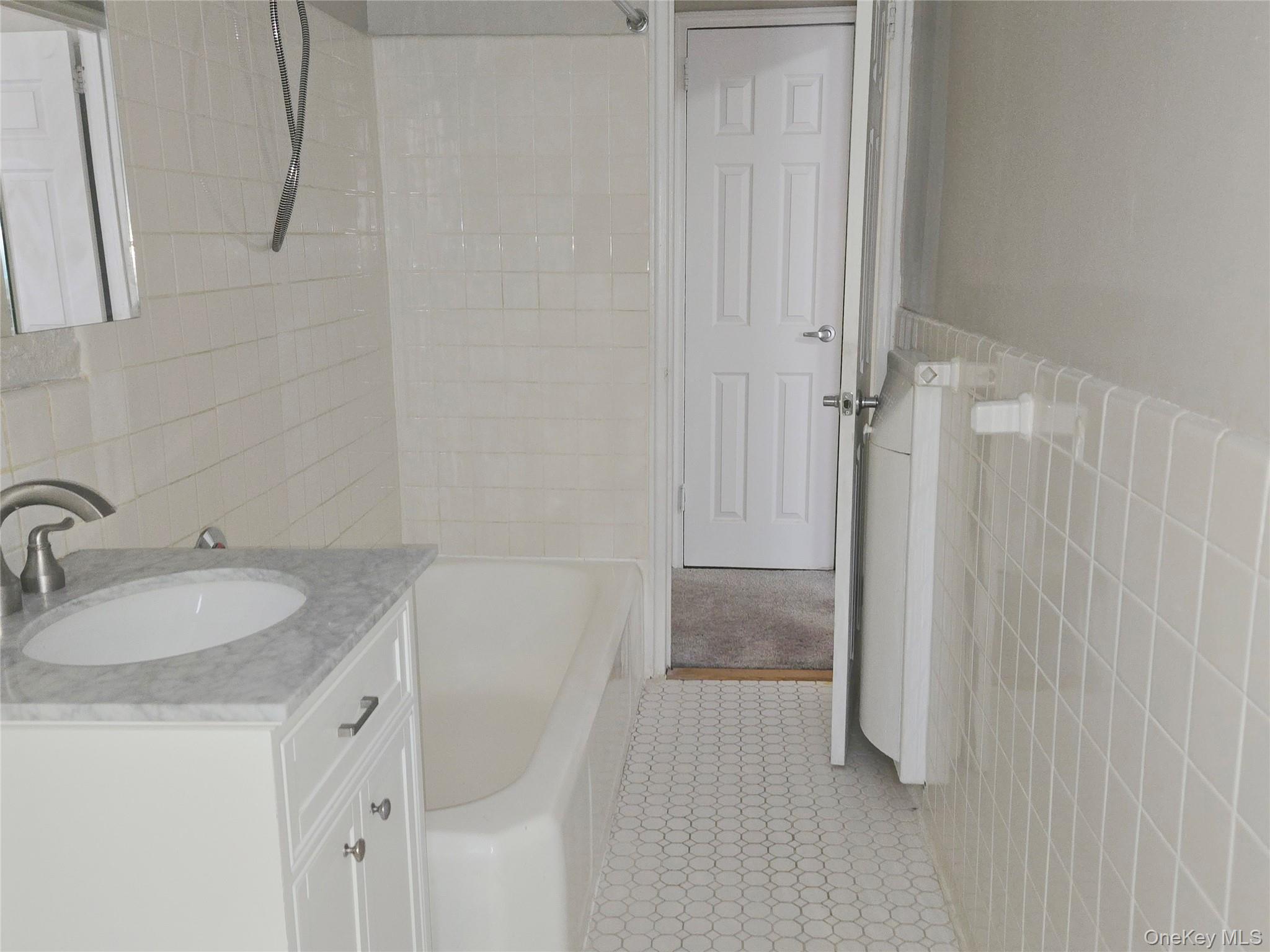 55 E 190th Street 45 Property Photo 11