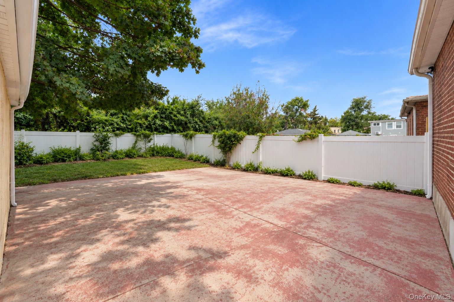 17417 Polhemus Avenue Property Photo 13