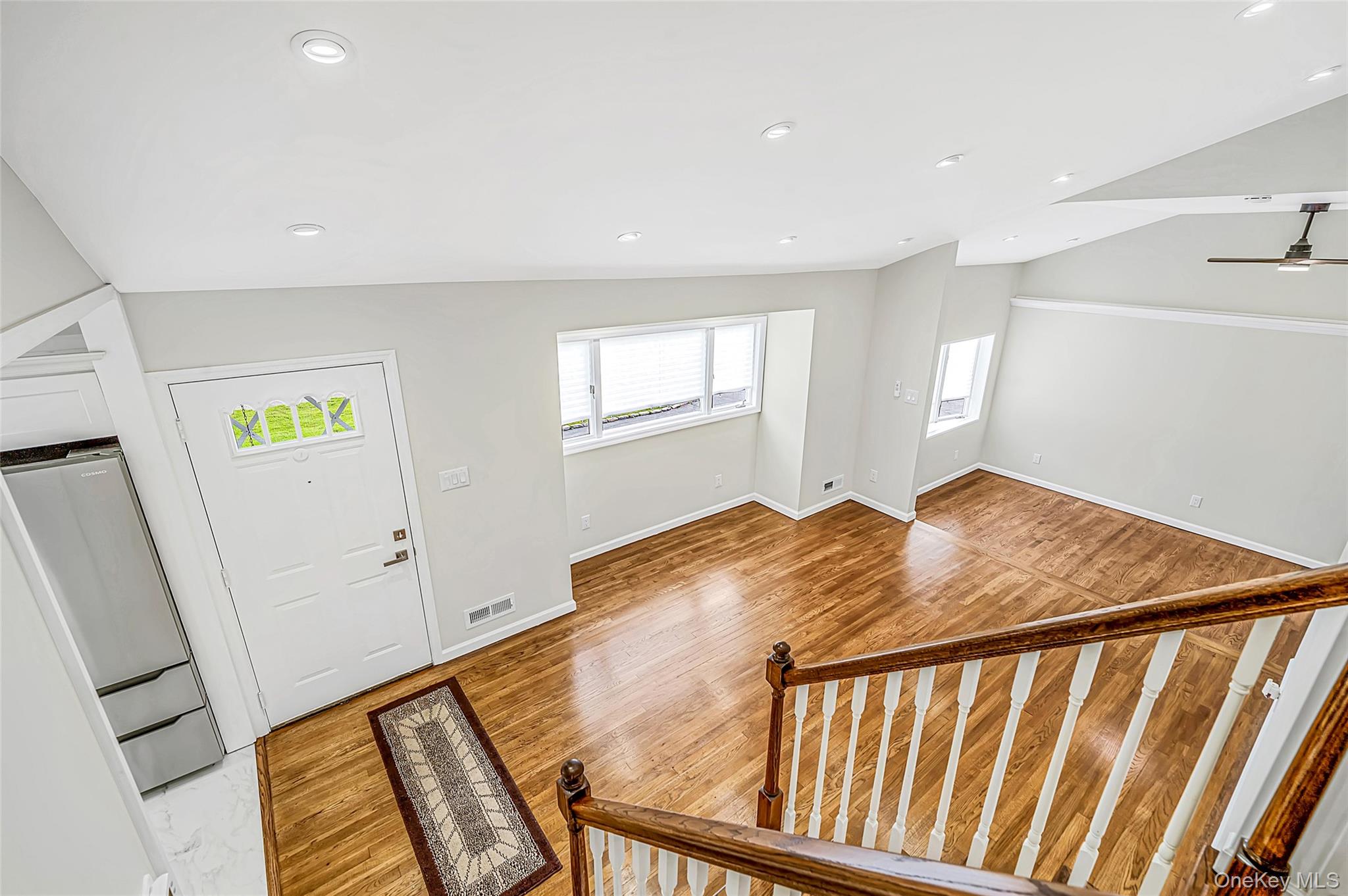 260 W 24th Street Property Photo 19