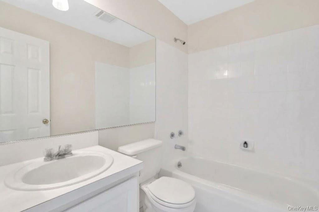 217 Windward Court Property Photo 15