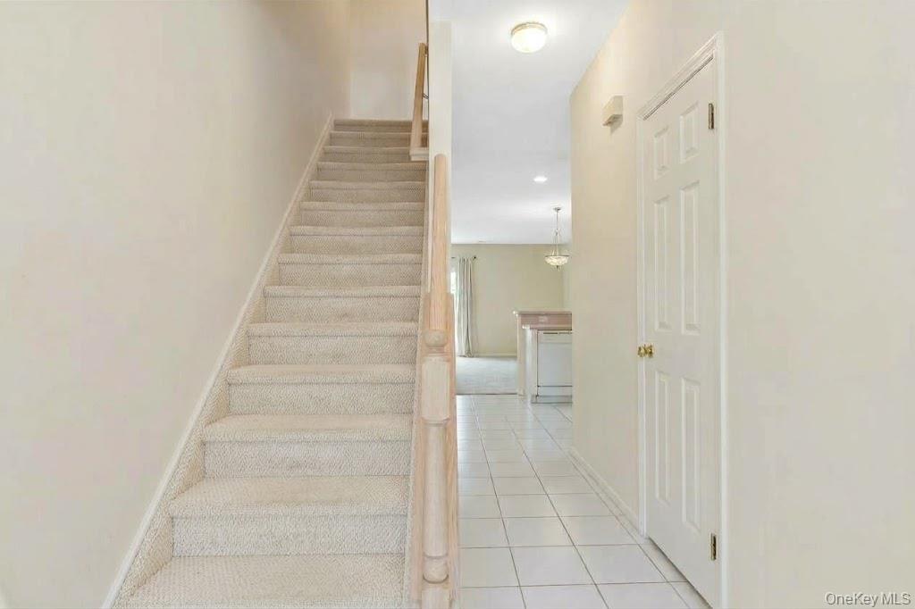 217 Windward Court Property Photo 16
