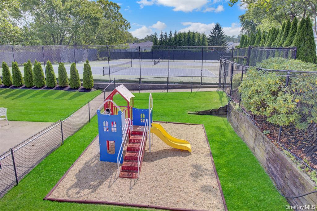 217 Windward Court Property Photo 24