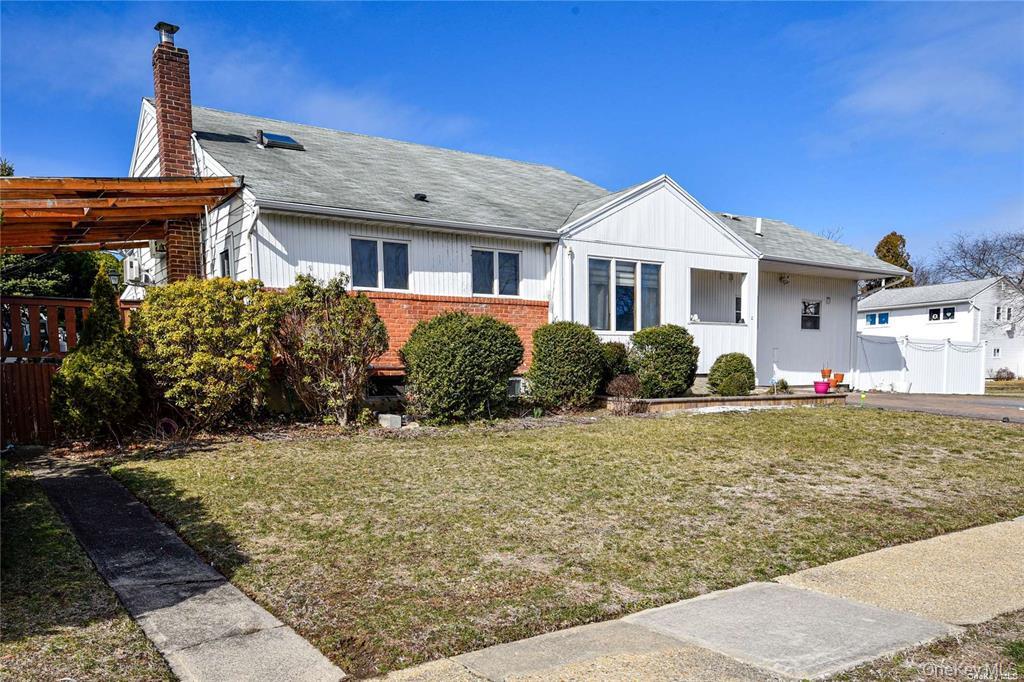 65 Sylvia Lane Property Photo 1