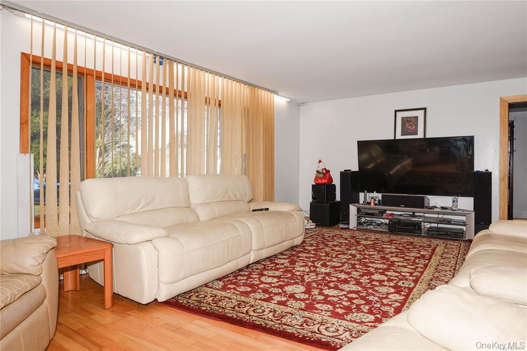 65 Sylvia Lane Property Photo 9