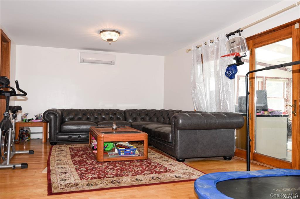65 Sylvia Lane Property Photo 10