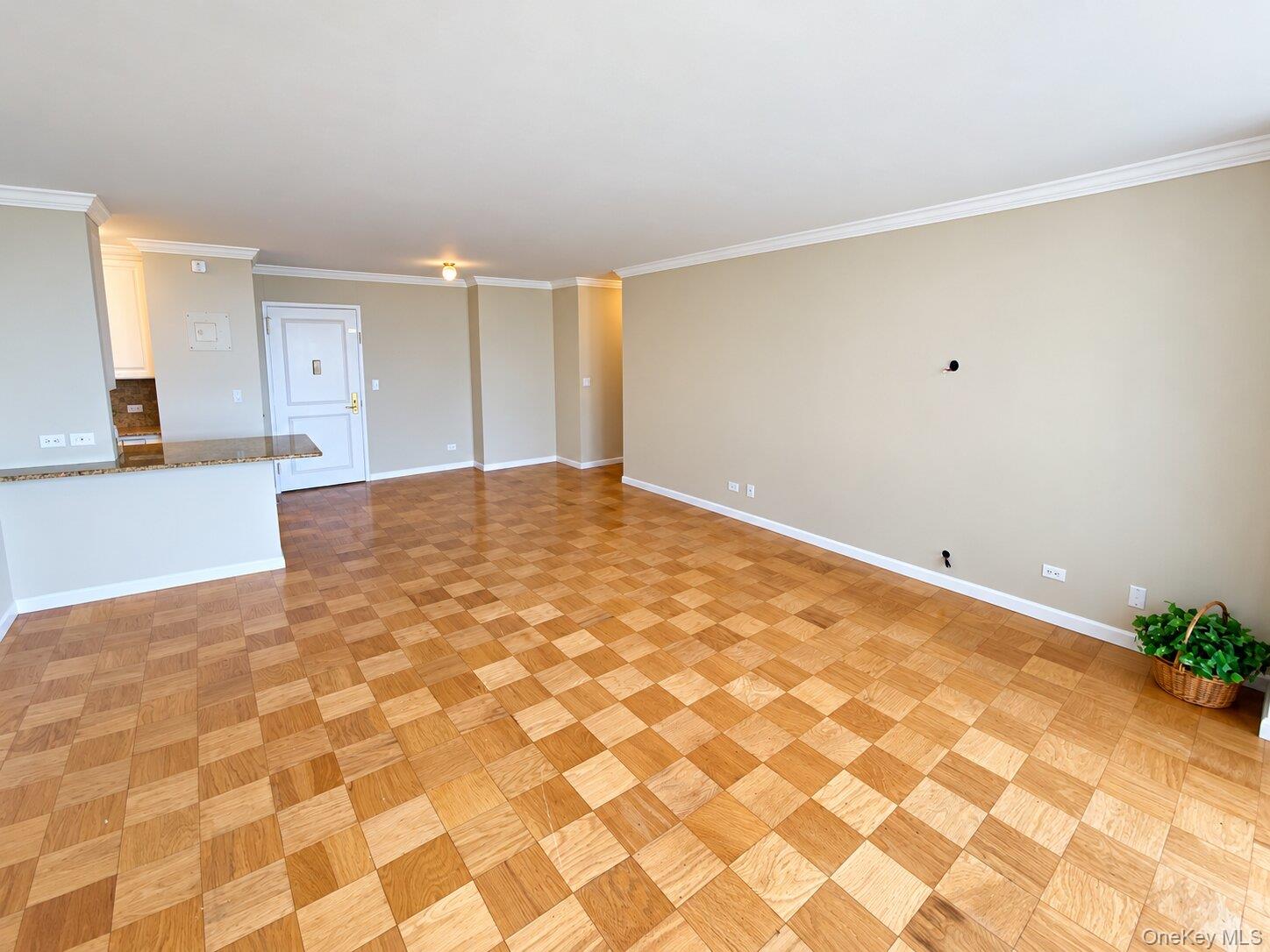 26910 Grand Central Parkway 10t Property Photo 5