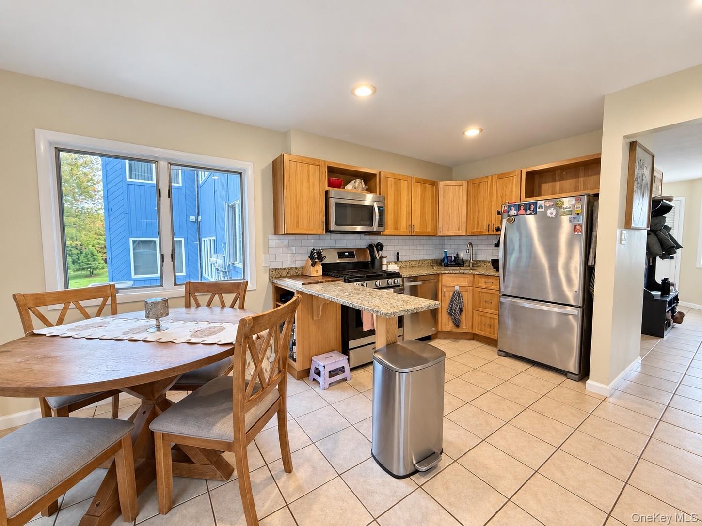 432 Villa Roma Road 2a Property Photo 15