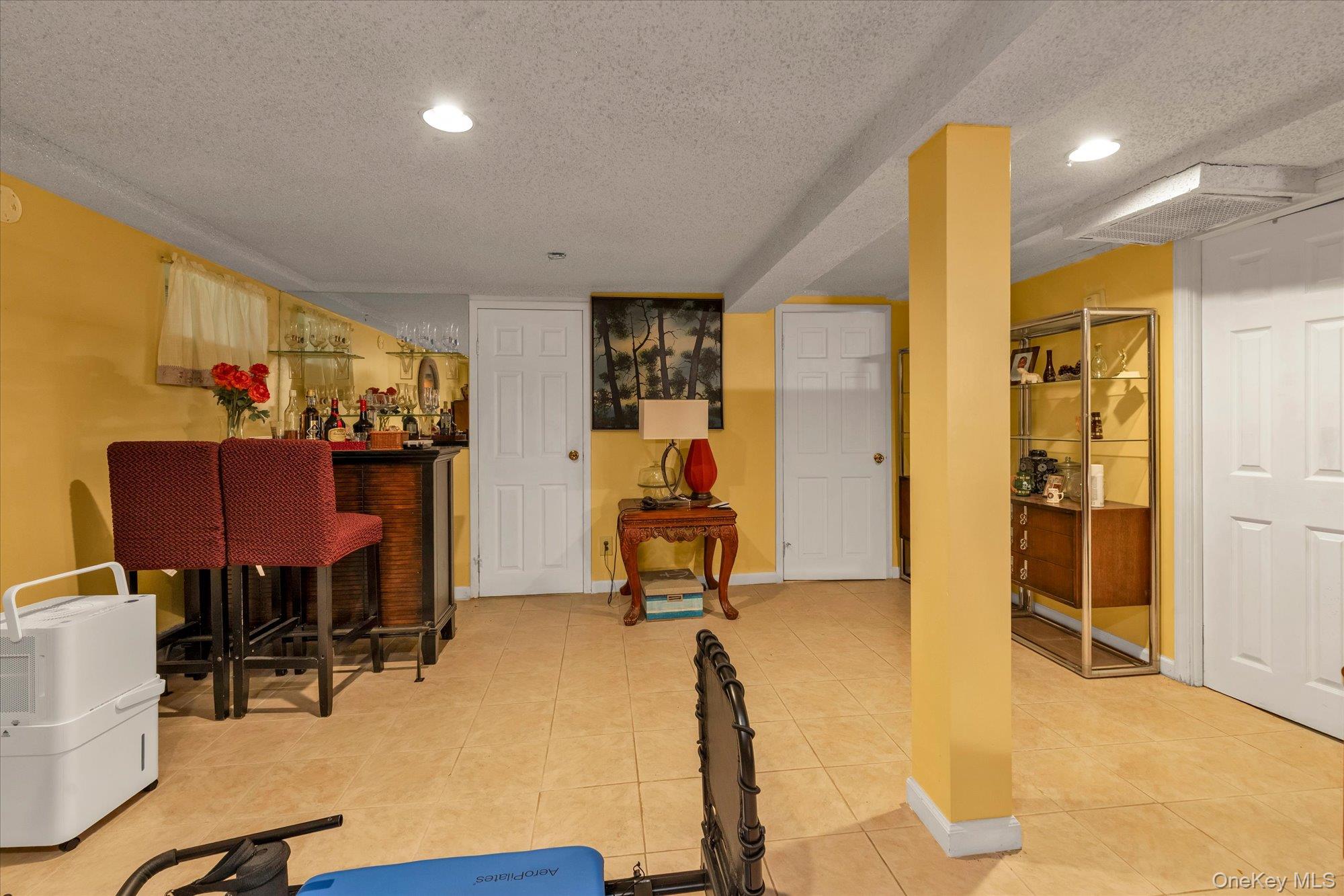122-33 192nd Street Property Photo 16