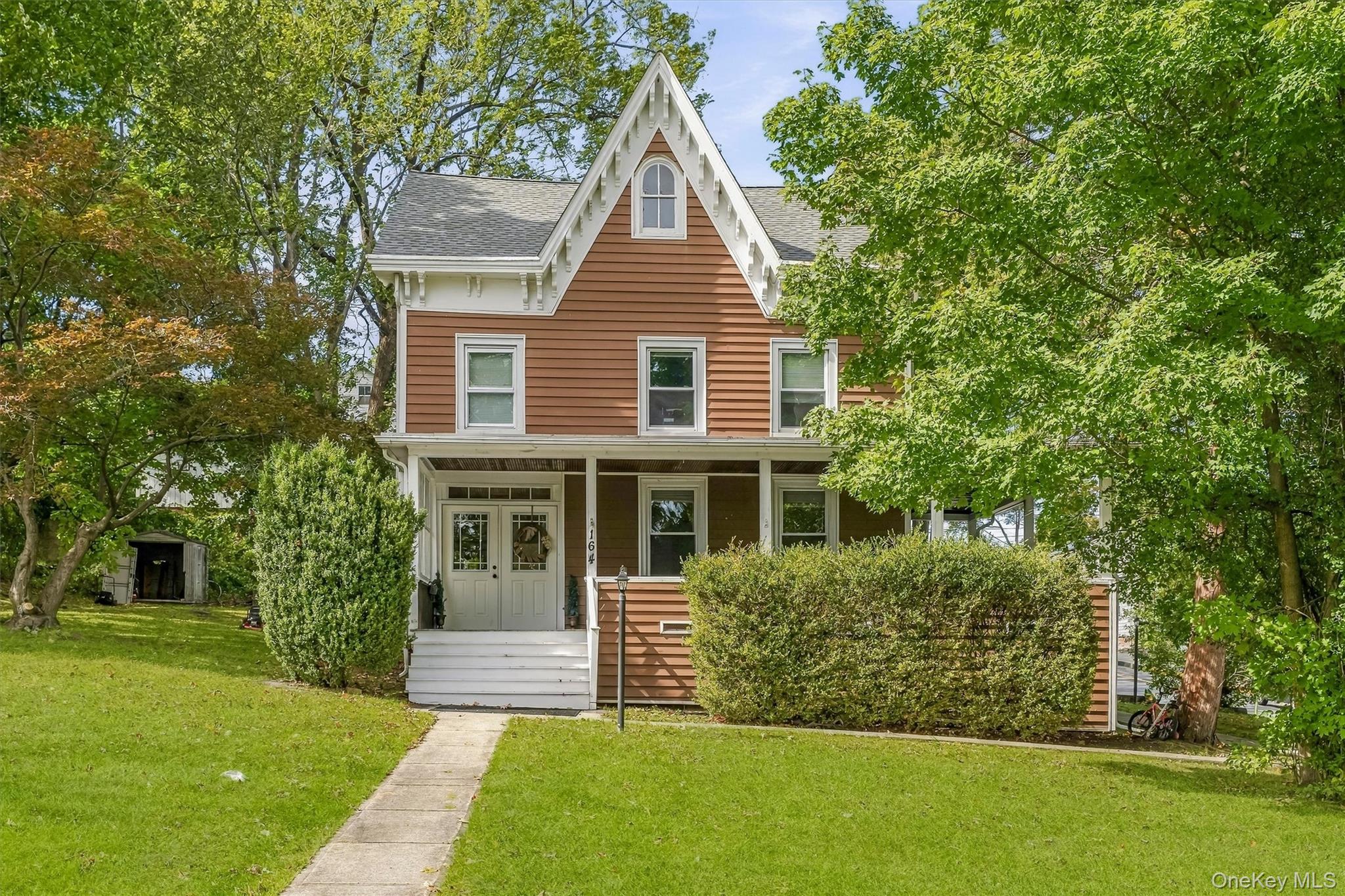 164 Greenwich Avenue Property Photo 1