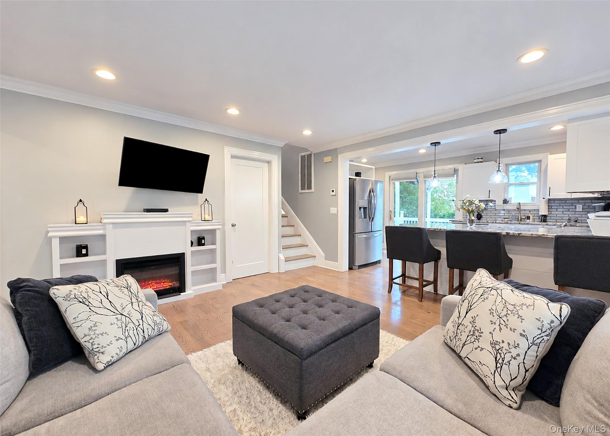 124 Bradford Avenue Property Photo 3