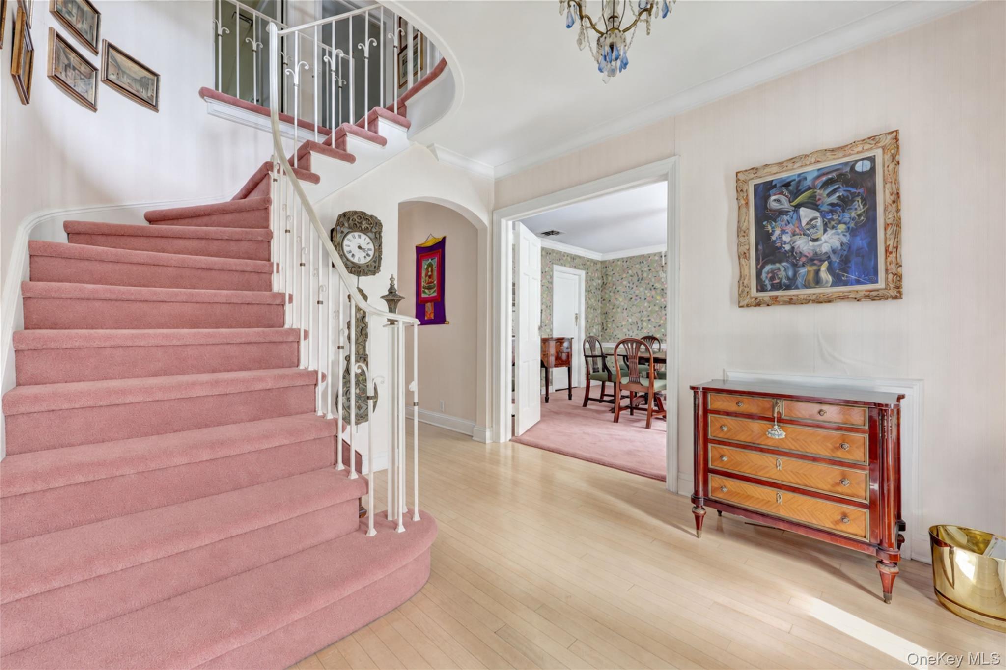 178 Schenck Circle Property Photo 4