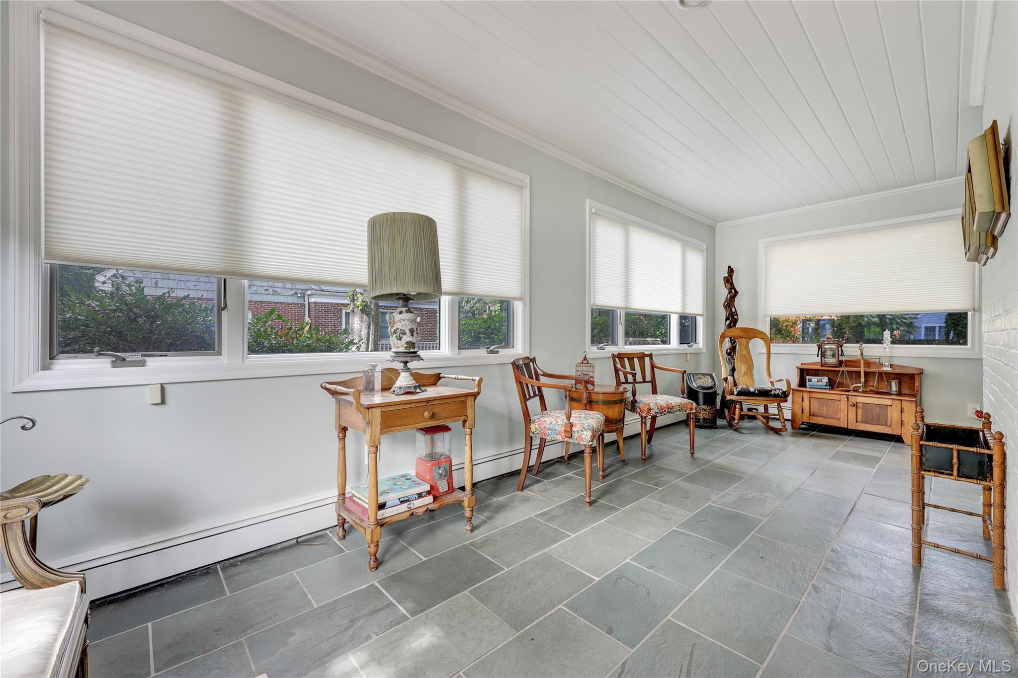178 Schenck Circle Property Photo 8