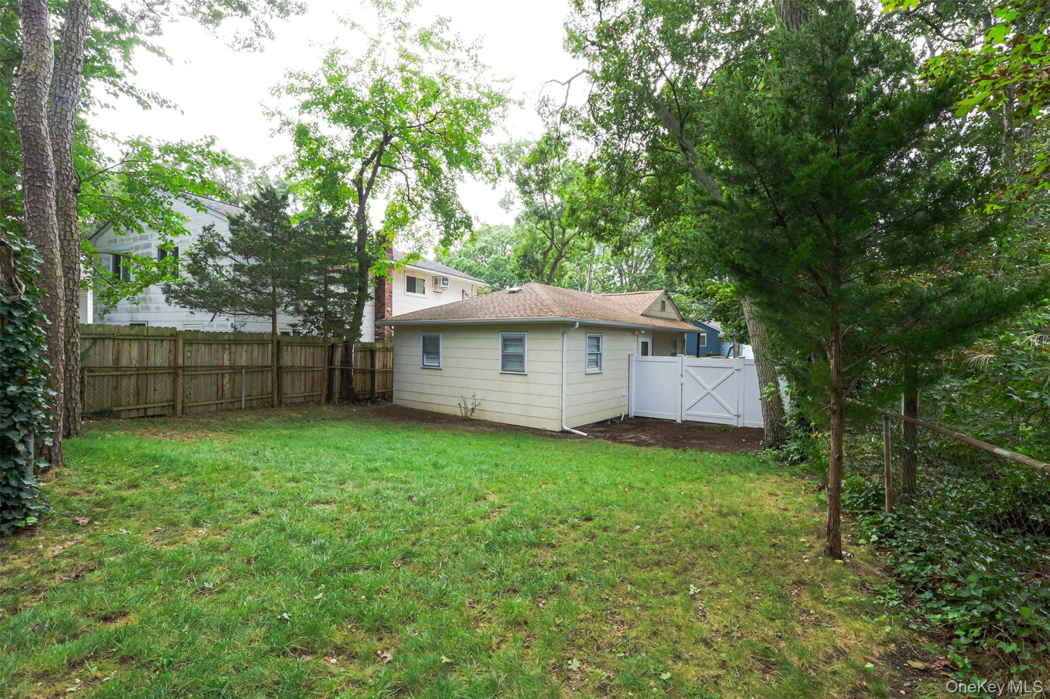 45 Lake Promenade Prom Property Photo 14