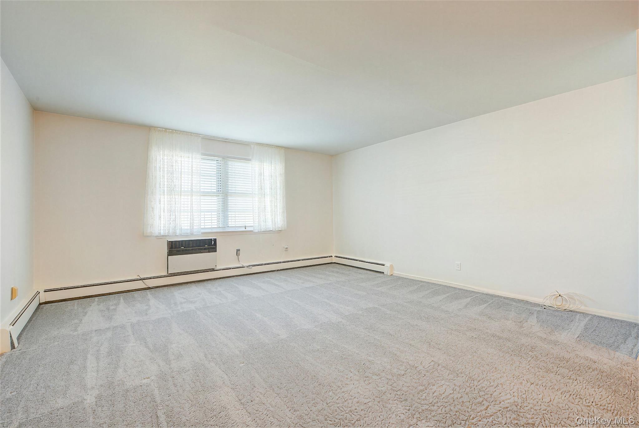 32-26 76th Street Property Photo 14