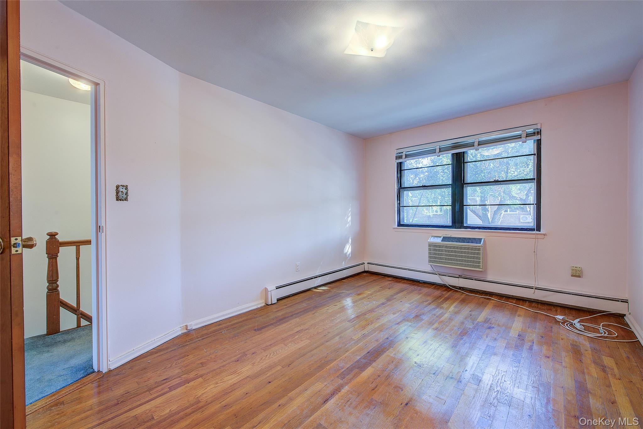 32-26 76th Street Property Photo 23
