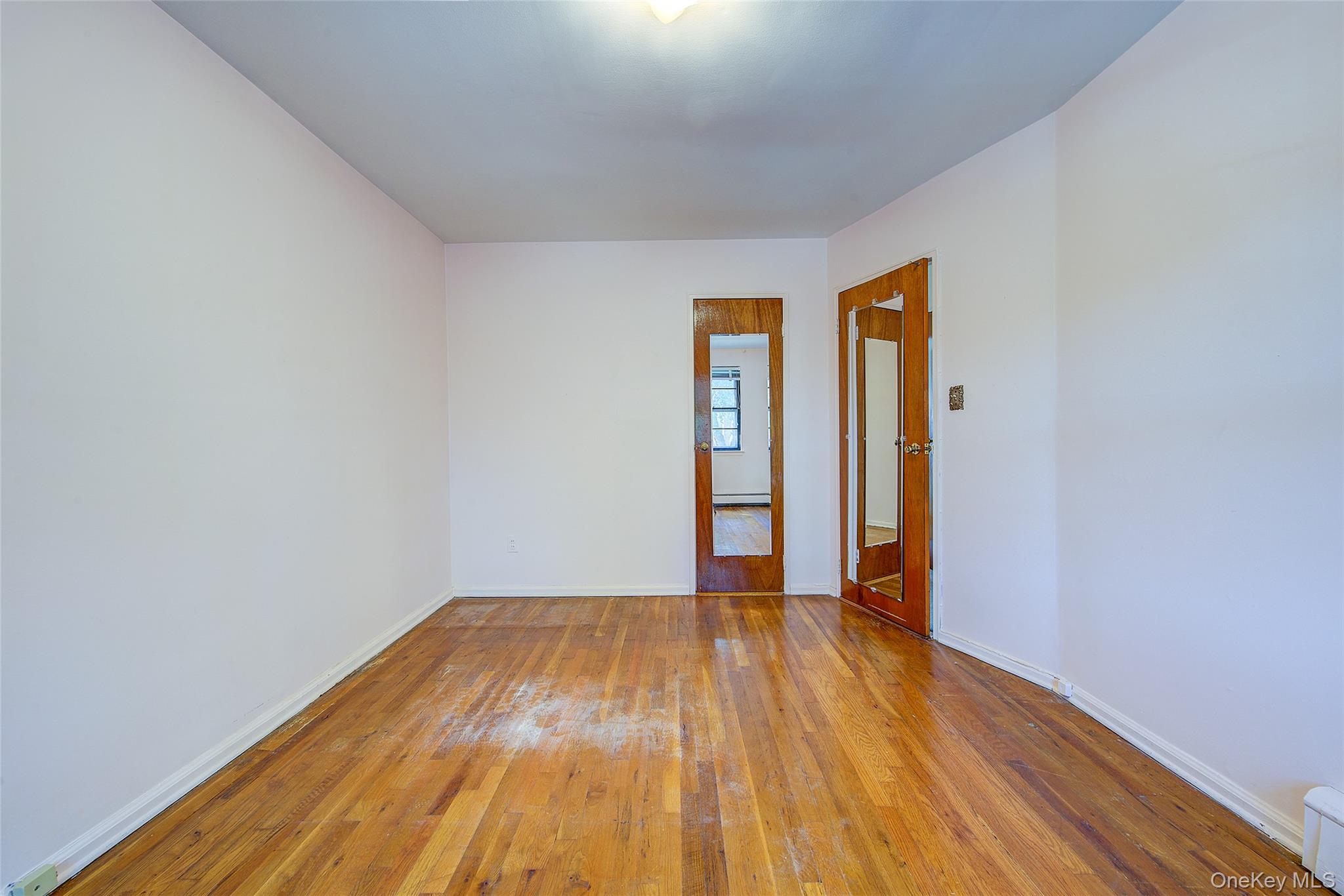 32-26 76th Street Property Photo 25