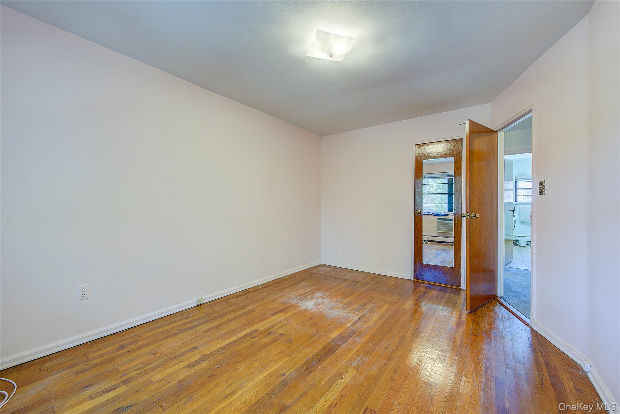 32-26 76th Street Property Photo 26