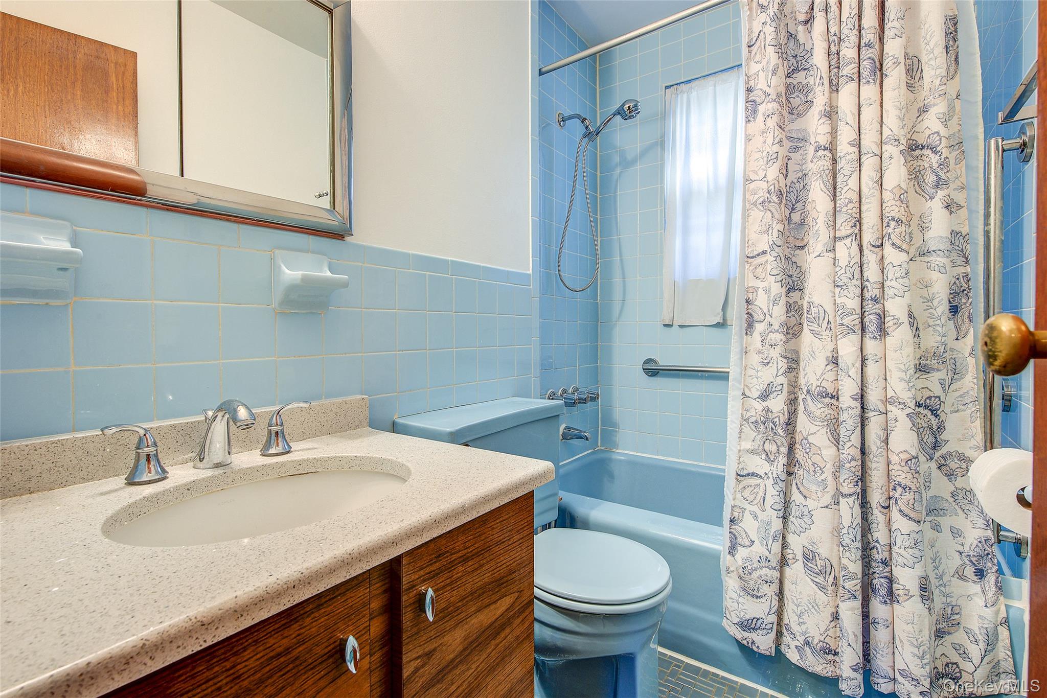 32-26 76th Street Property Photo 37