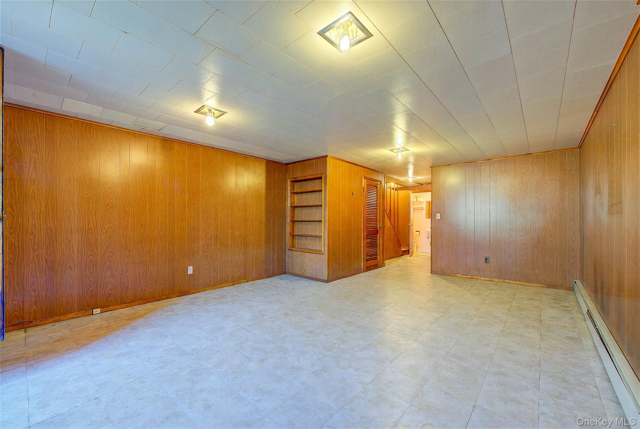 32-26 76th Street Property Photo 40