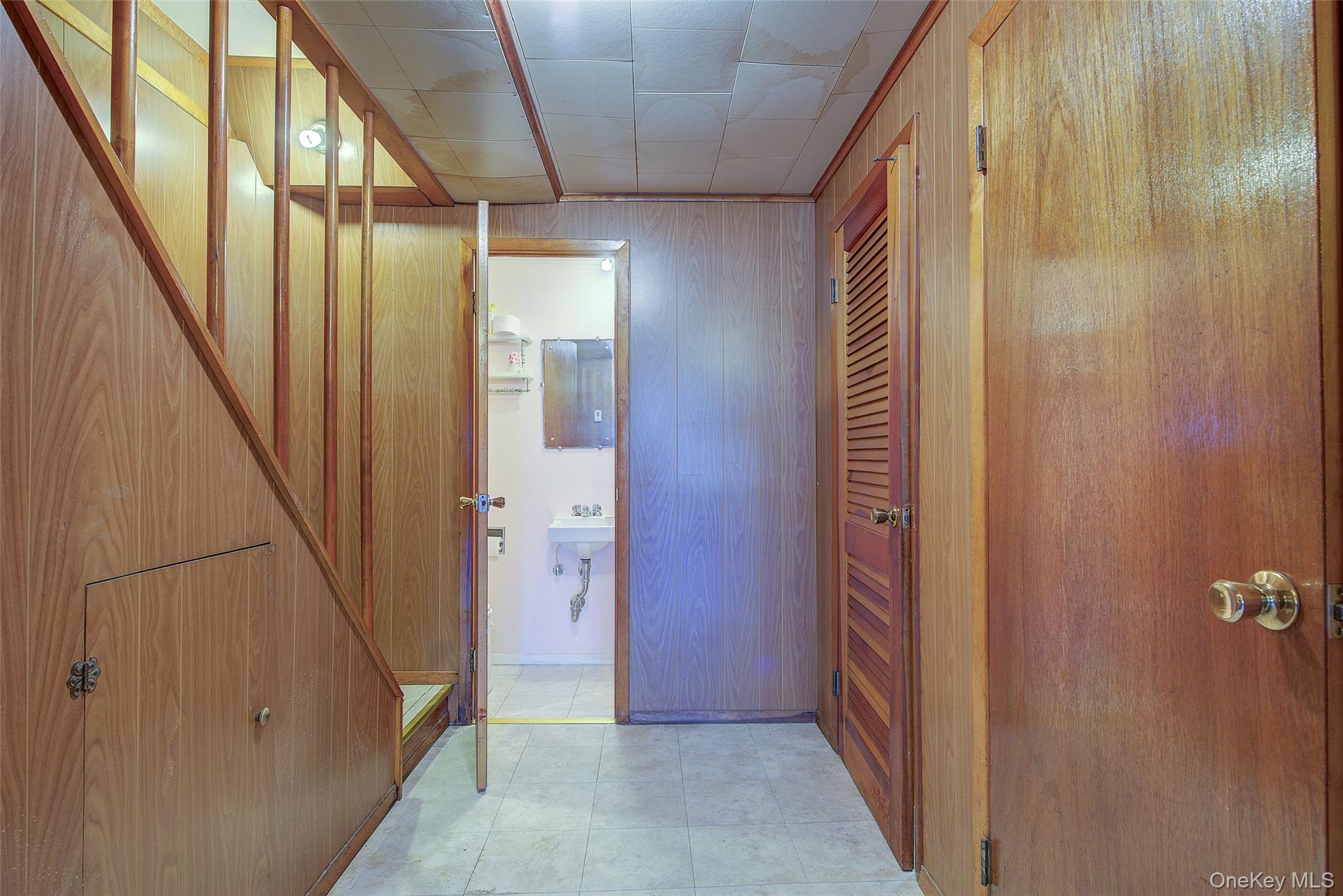 32-26 76th Street Property Photo 42