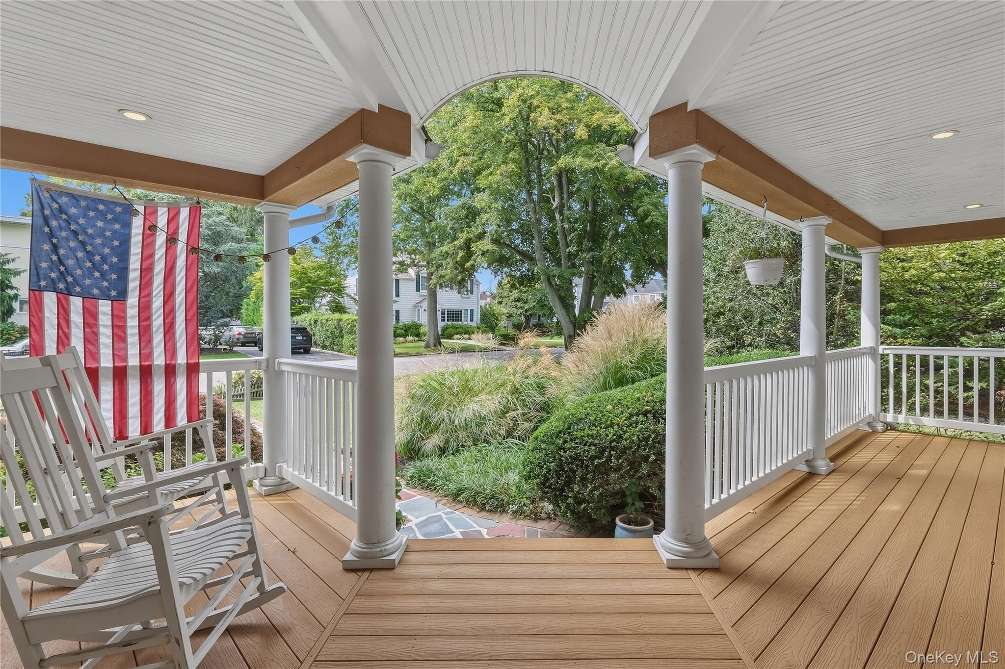 52 Bayway Avenue Property Photo 10