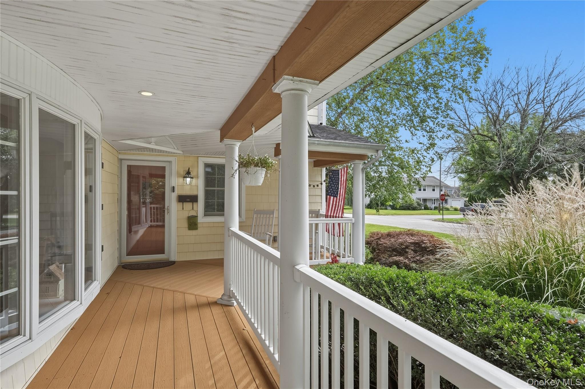 52 Bayway Avenue Property Photo 12
