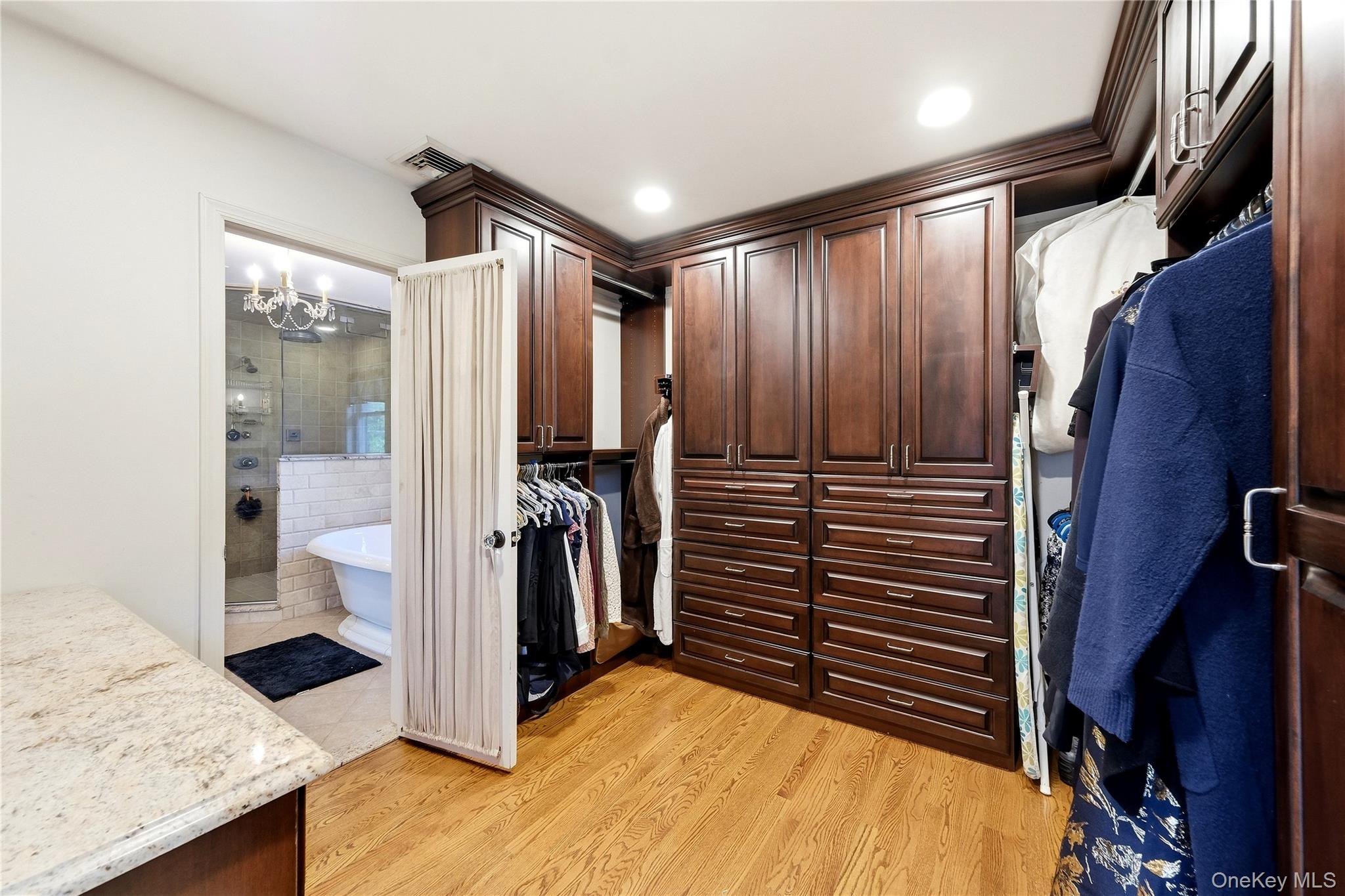 52 Bayway Avenue Property Photo 35
