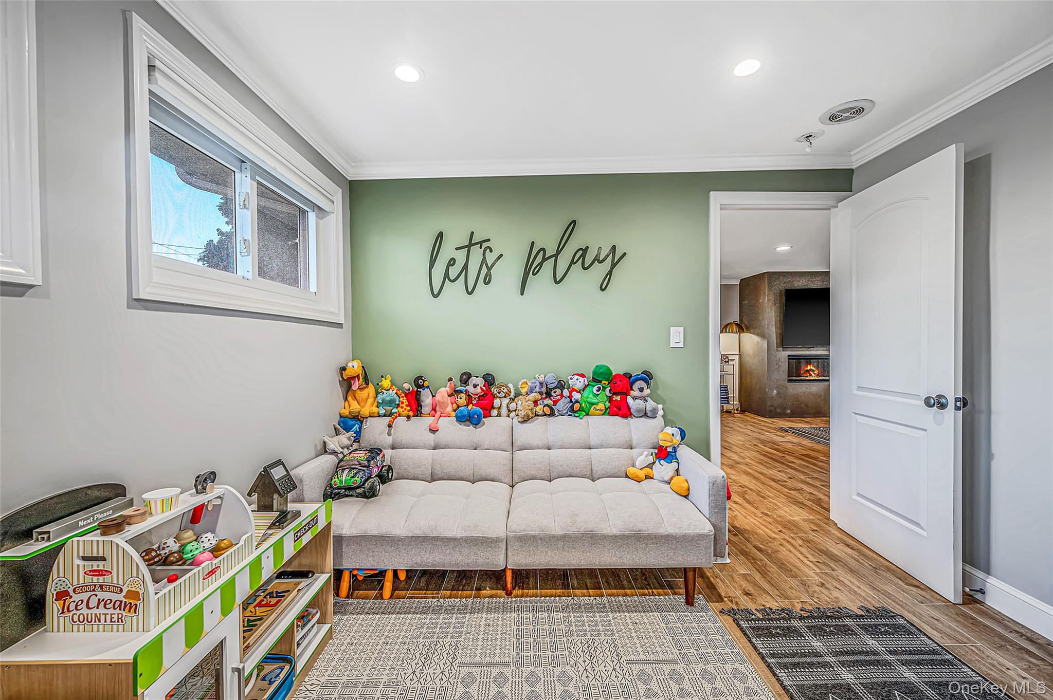 174 Secatogue Lane Property Photo 31