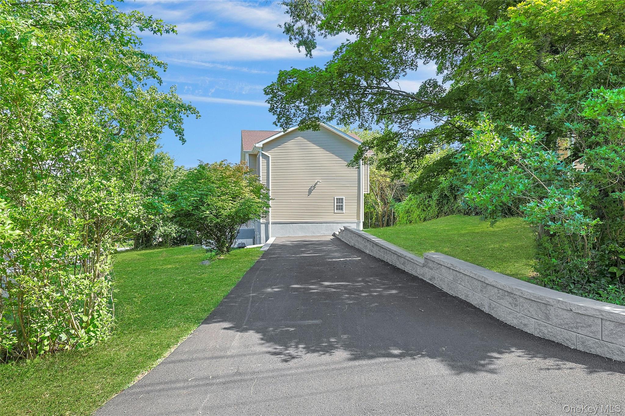 15 Waldron Avenue Property Photo 4