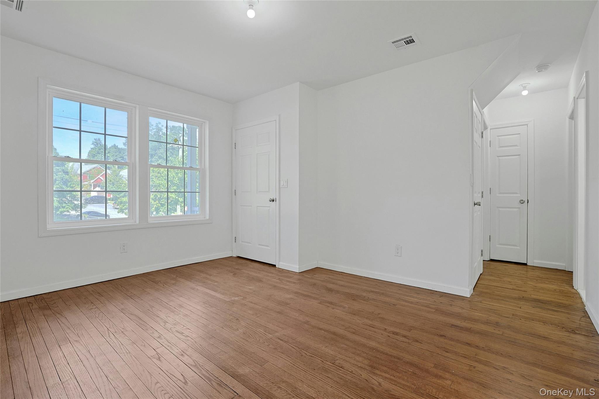 15 Waldron Avenue Property Photo 6