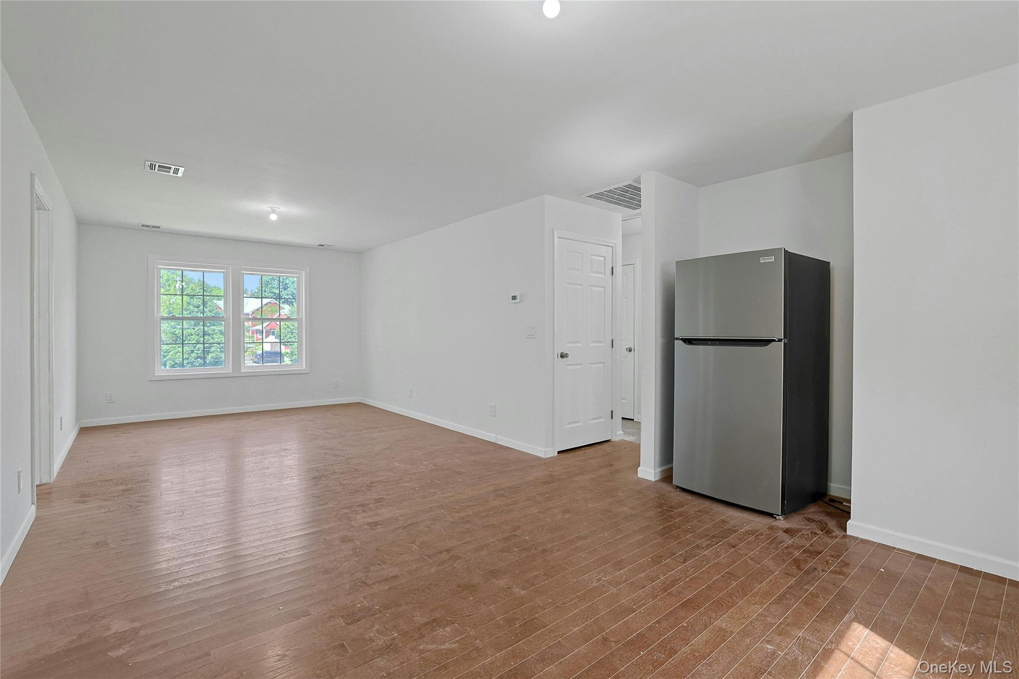 15 Waldron Avenue Property Photo 25