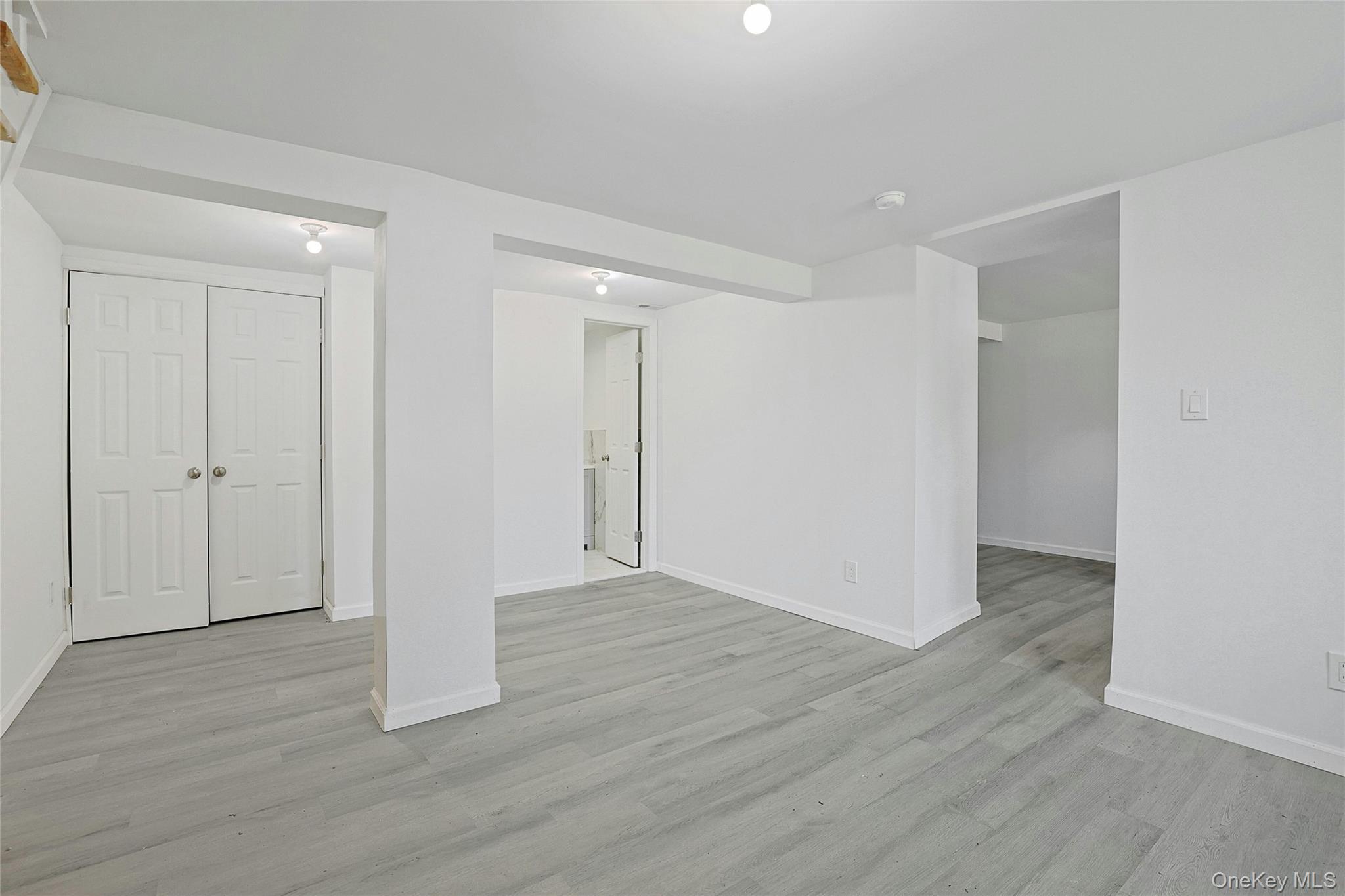 15 Waldron Avenue Property Photo 36