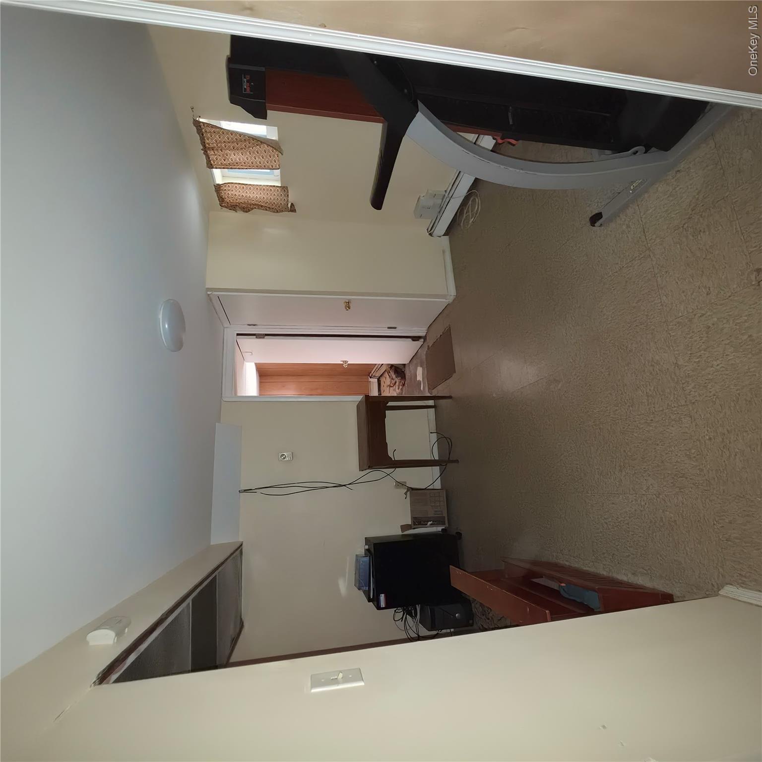 11122 203rd Street Property Photo 13