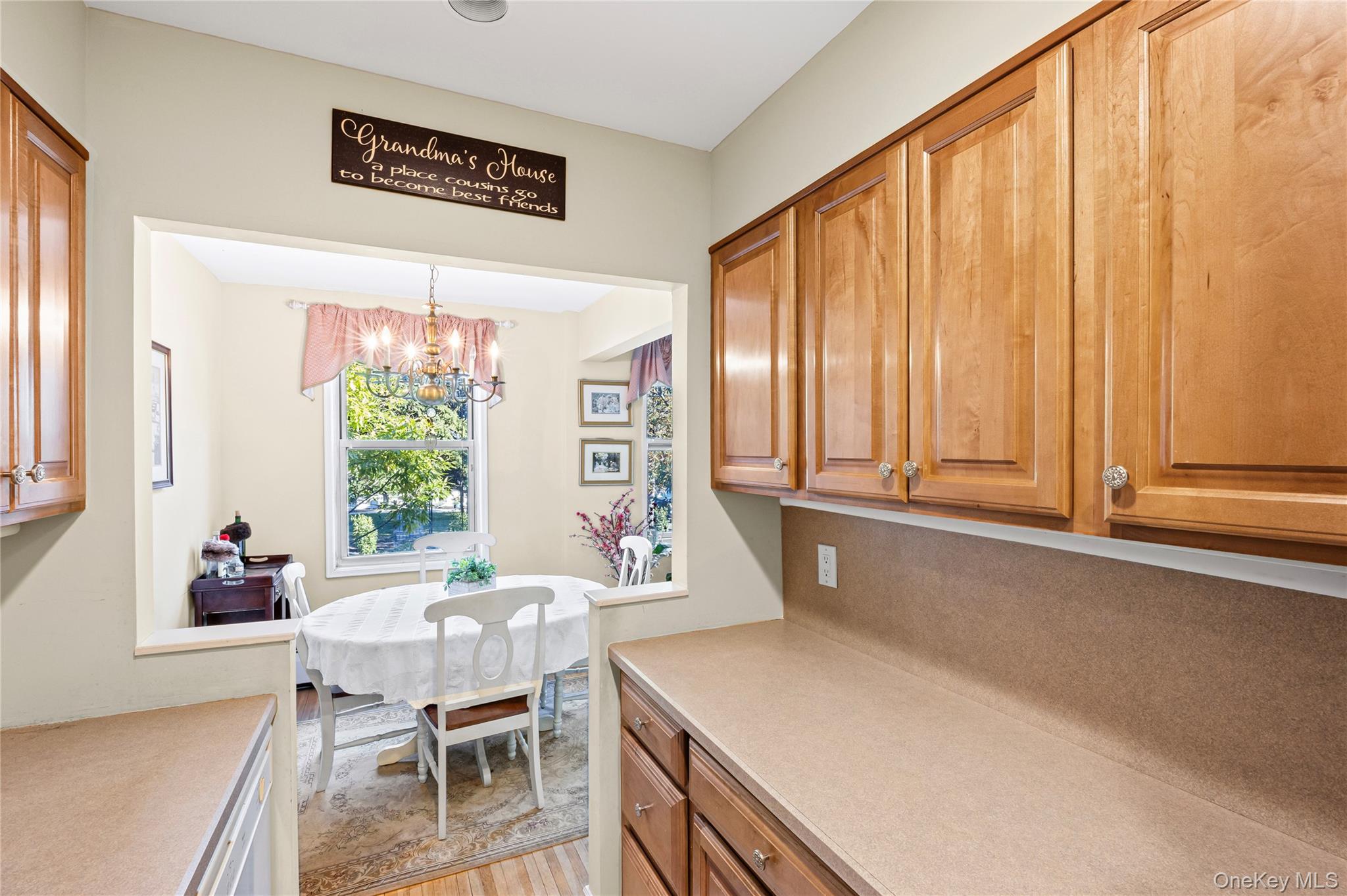 120 Morris Avenue B5 Property Photo 12