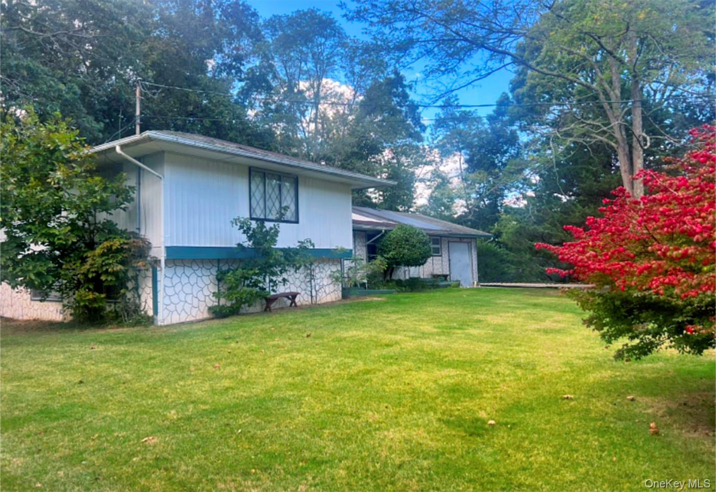 2605 Grand Avenue Property Photo 1