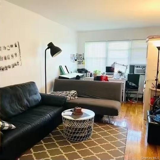 4588 161st Street Property Photo 2
