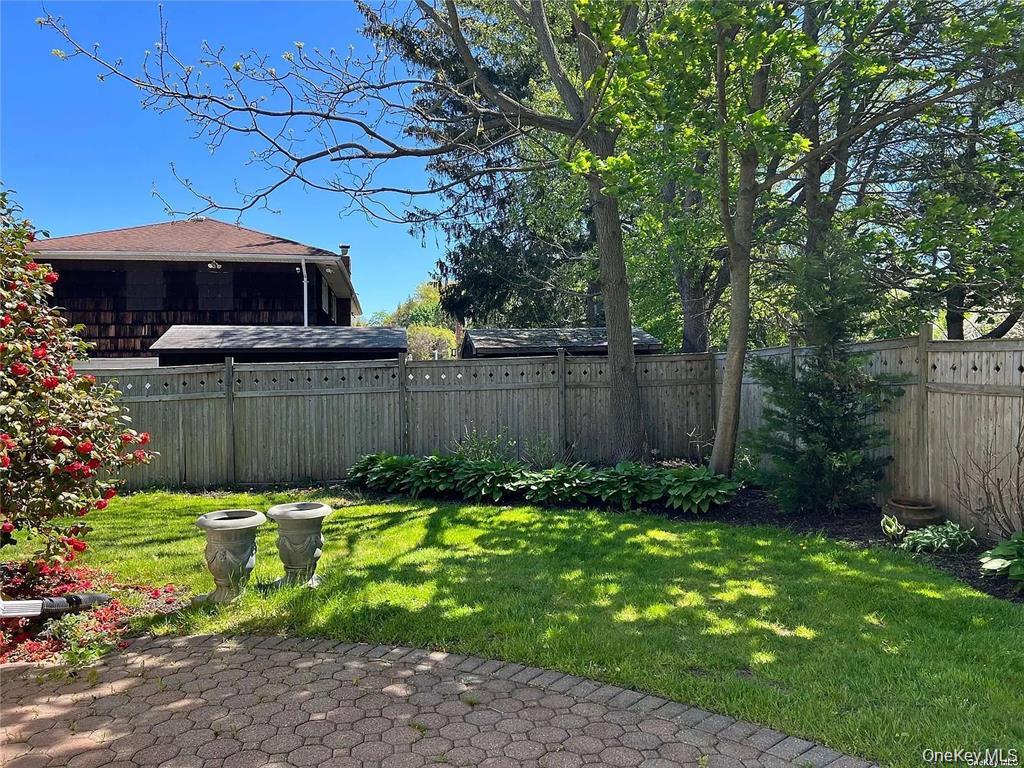 1 Cliftwood Drive Property Photo 13