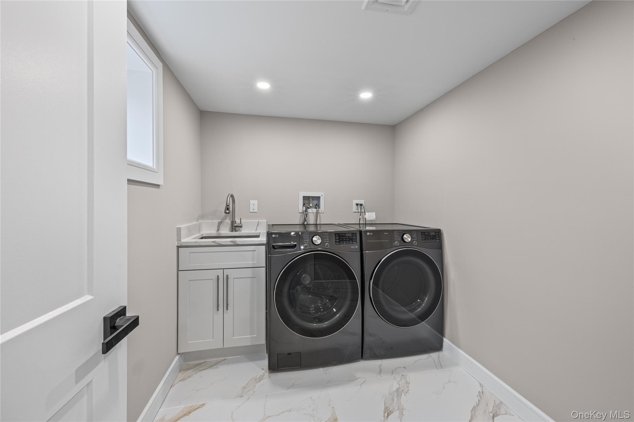 19 Nevada Street Property Photo 38