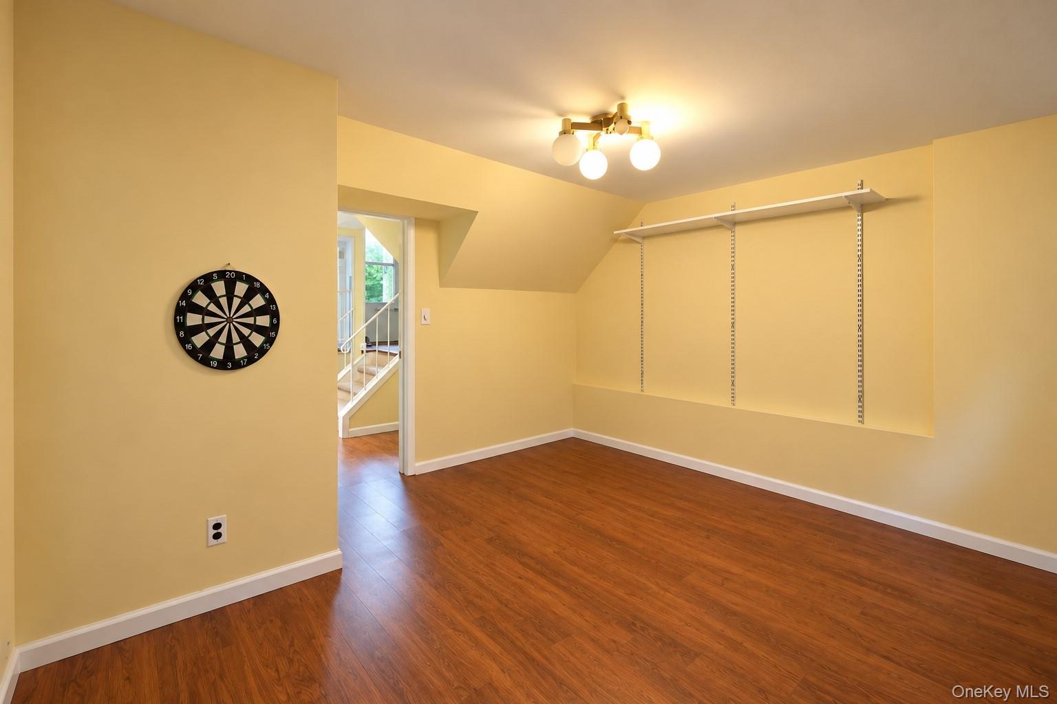 153 Treetop Circle Property Photo 5
