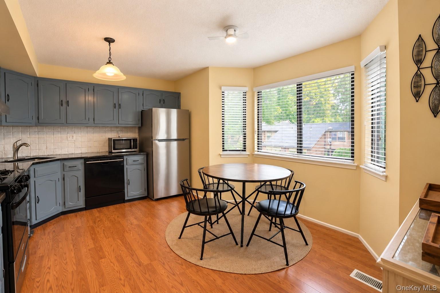 153 Treetop Circle Property Photo 13