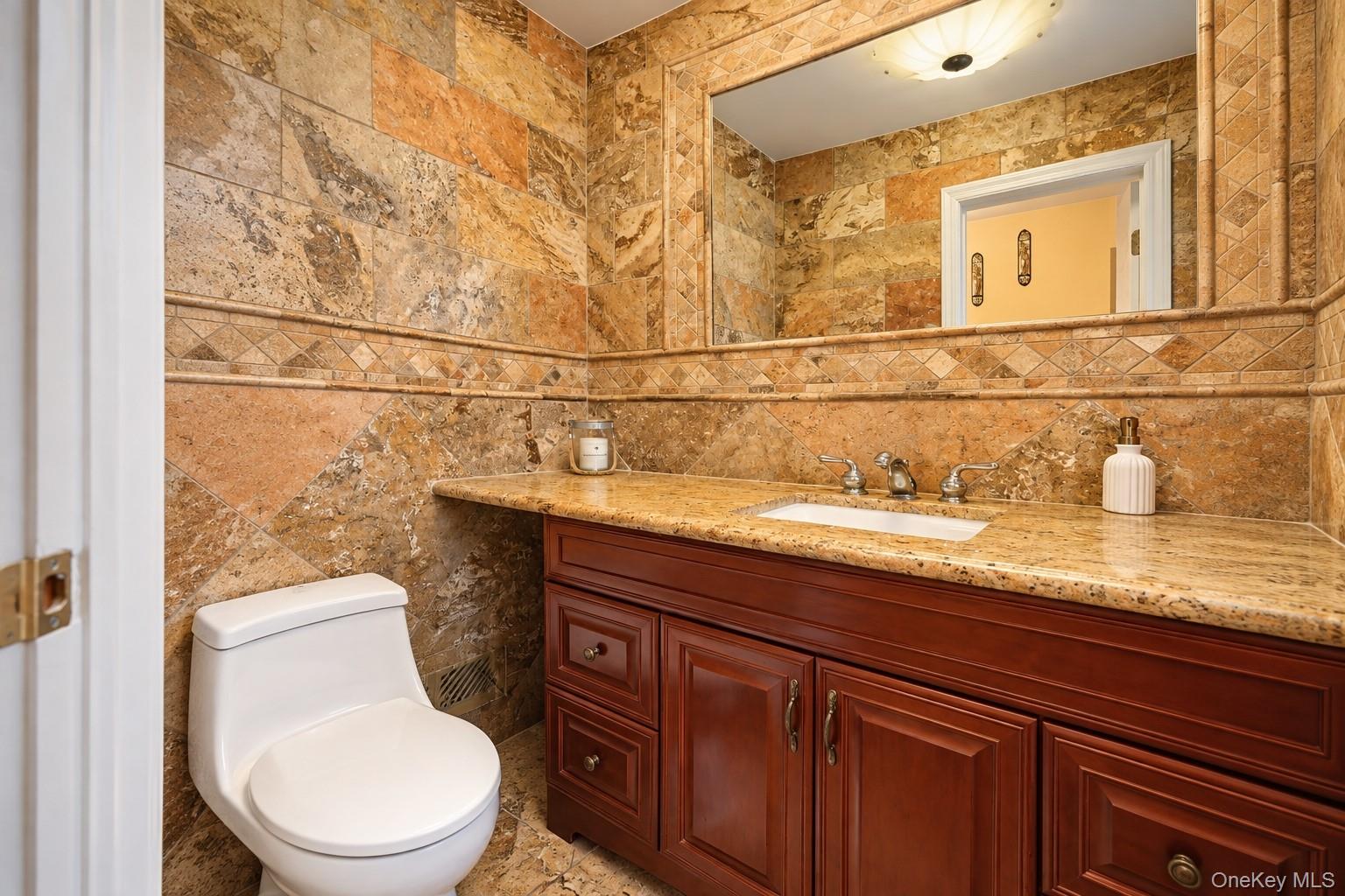 153 Treetop Circle Property Photo 15